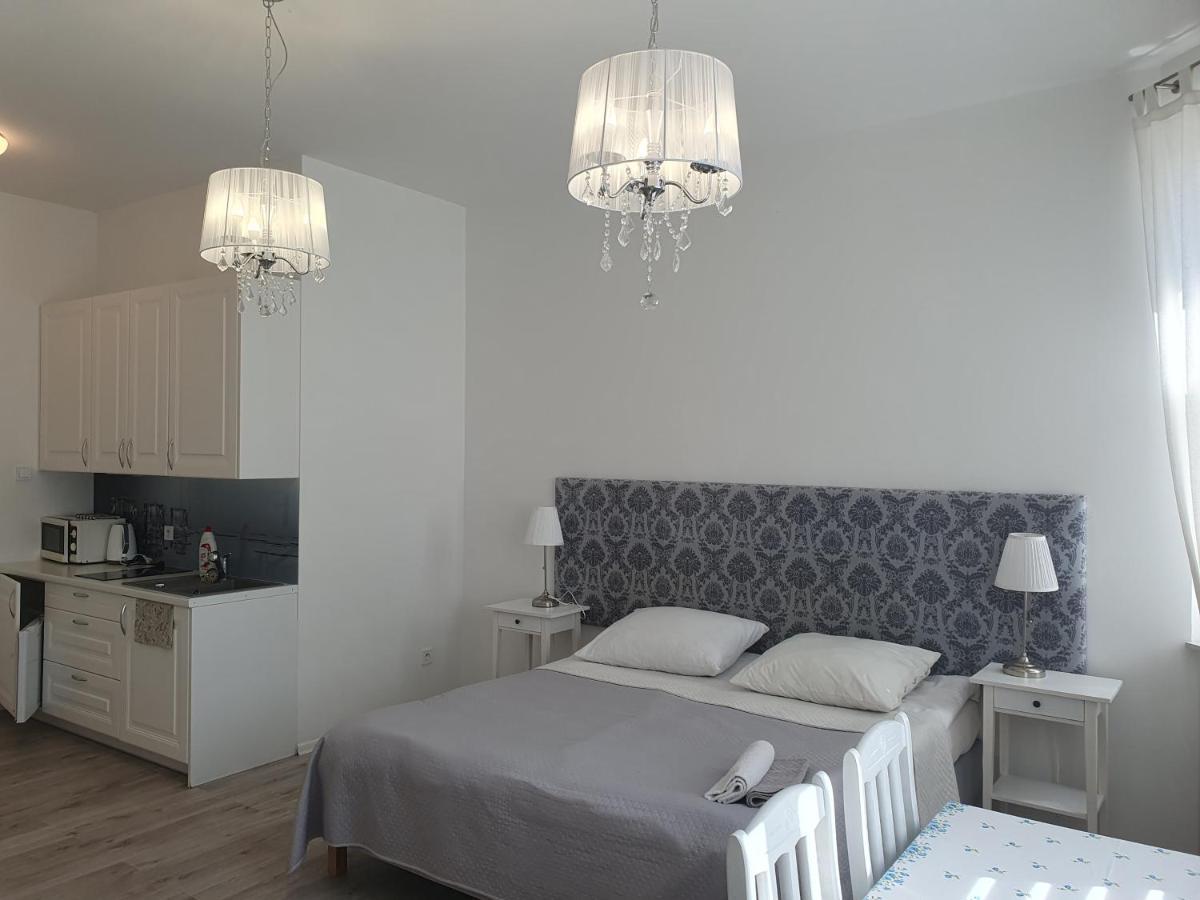 Viator Apartment Ustka Exterior photo